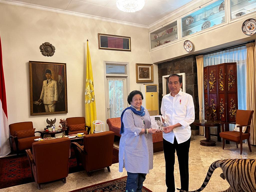 PDI Perjuangan: Megawati Soekarnoputri Bertemu Presiden Jokowi Di Batu Tulis Selama 2 Jam