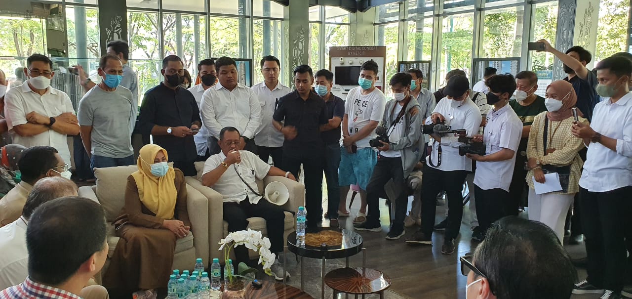 Perselisihan Warga Dan Pengembang Darmo Hill , Wakil Walikota Armuji Minta Penyerahan Fasum Dan Fasos Dipercepat