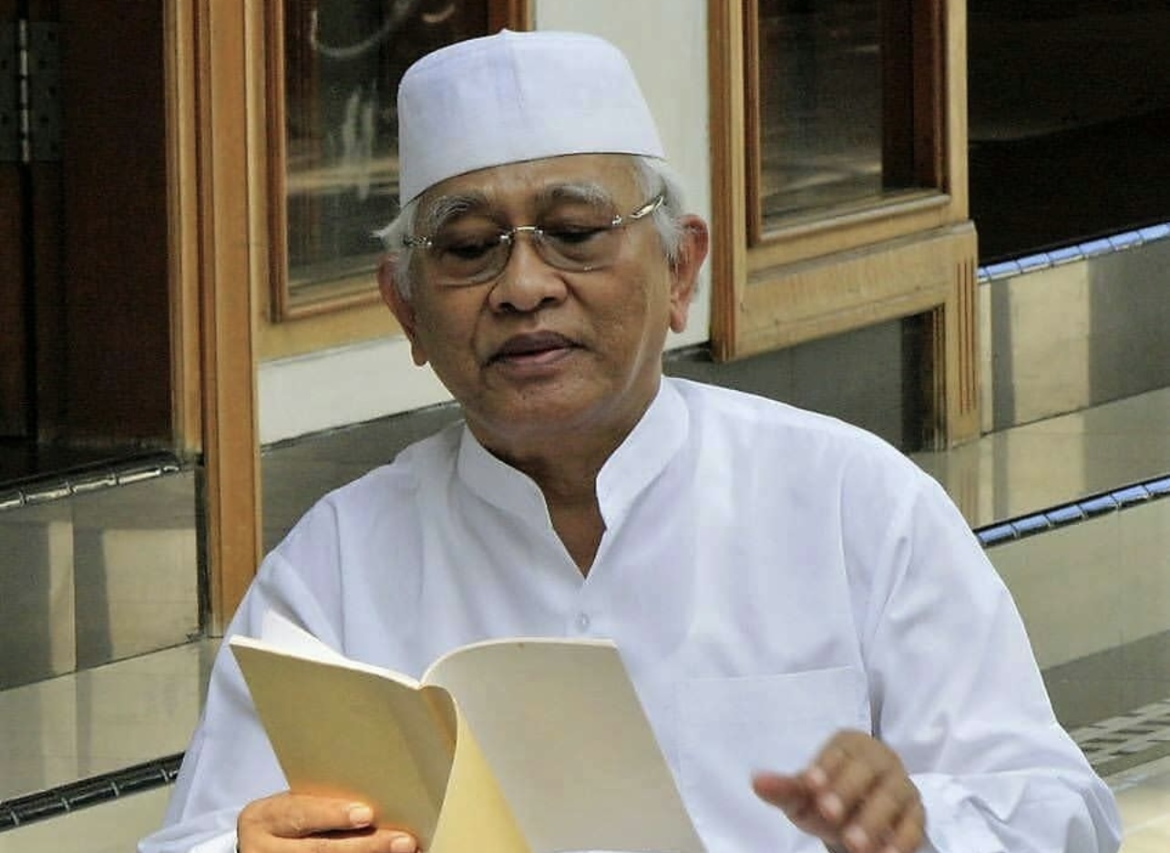 Nasehat Gus Mus Tentang Kesamaan Korupsi Dengan Makan Babi Dan Minum Bir