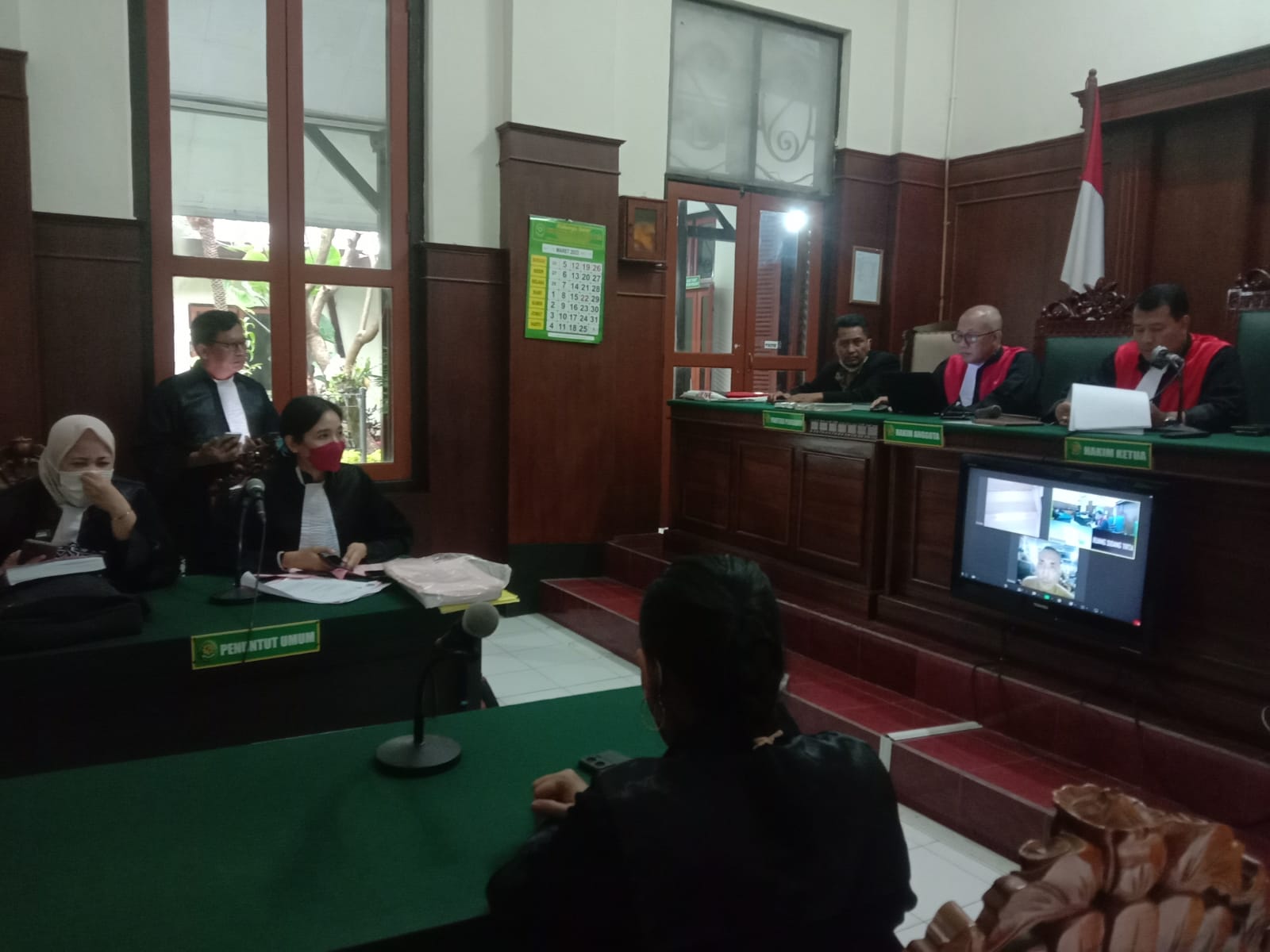Jual Kain Seharga Rp 150 Juta, Hendro Sutjipto Dituntut Hukuman 2 Tahun Penjara