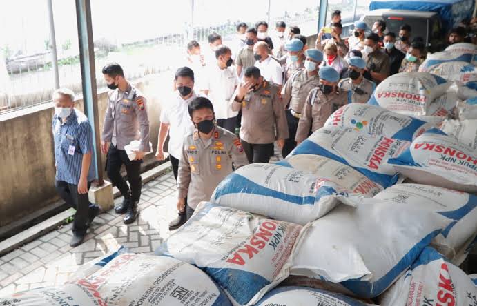 Ditreskrimsus Polda Jatim Amankan 279 Pupuk Ilegal Bersubsidi