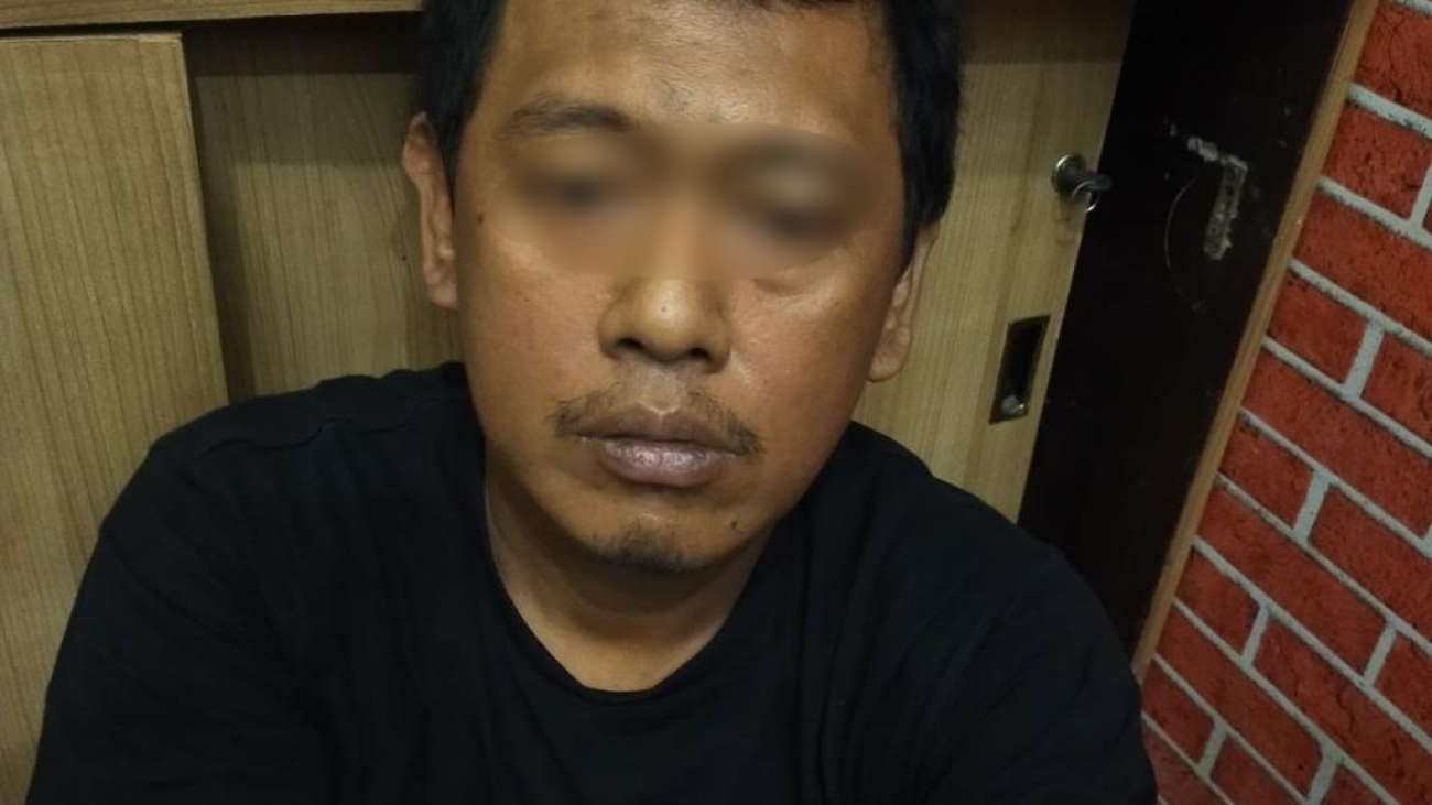 Pagi-Pagi Nyopet Emak-Emak Belanja di Tugu Pahlawan, Pria Ini Babak Belur Dihajar Massa
