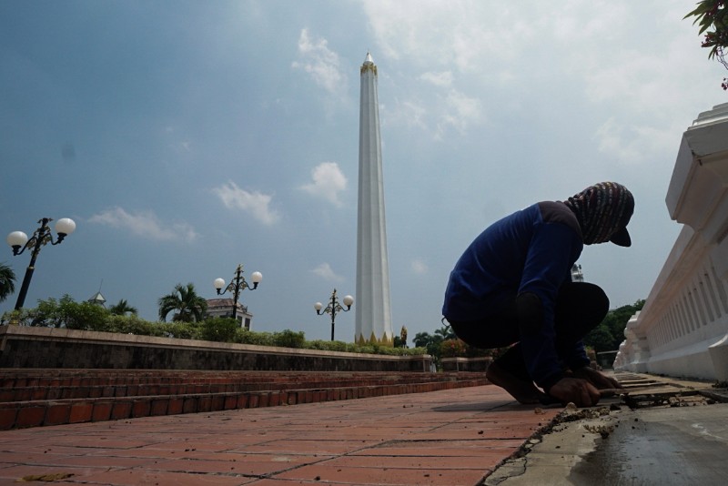 FOTO: Sambut 10 November, Tugu Pahlawan Masih Tutup