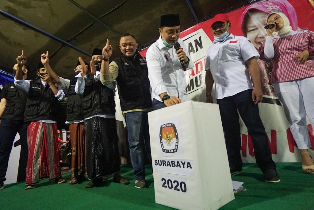FOTO: Bala Bhinneka Dampingi Paslon Eri Cahyadi dan Armuji