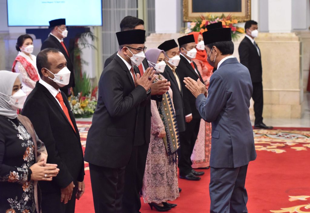 Lantik Anggota KPU dan Bawaslu, Presiden: Tancap Gas Siapkan Pemilu dan Pilkada Serentak 2024