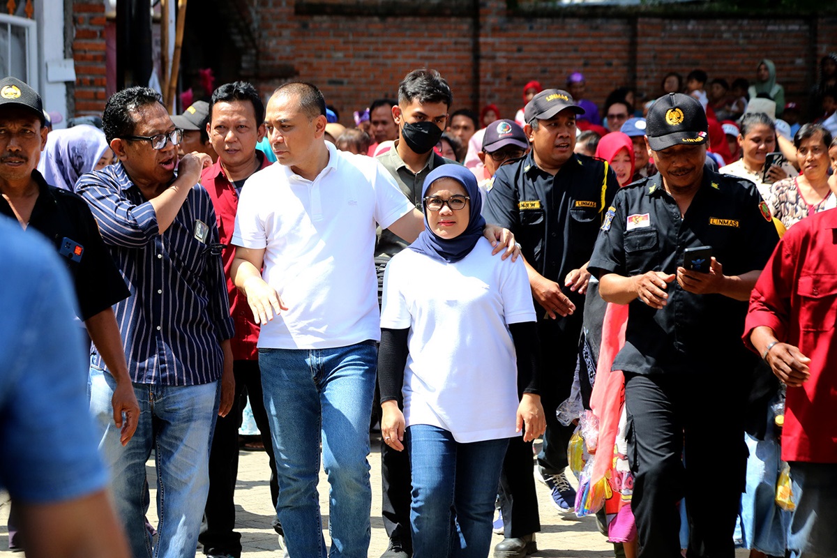 Eri Cahyadi Resmikan Sejumlah Fasilitas Publik di Karangpoh, Jadi Bukti Warga Surabaya Guyub Rukun