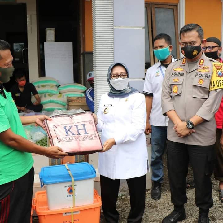 Bupati dan Kapolres Jombang Pantau Banjir Desa Jombok