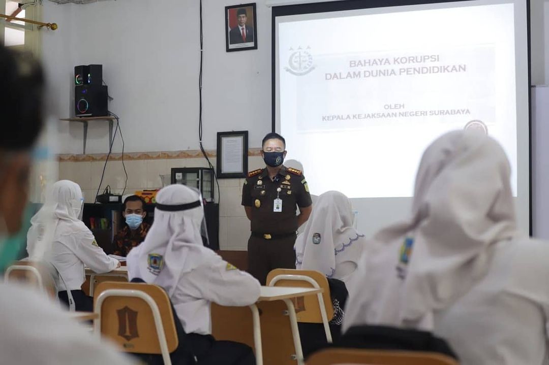 Kejaksaan Negeri Surabaya Tanamkan Nilai Antikorupsi pada Pelajar