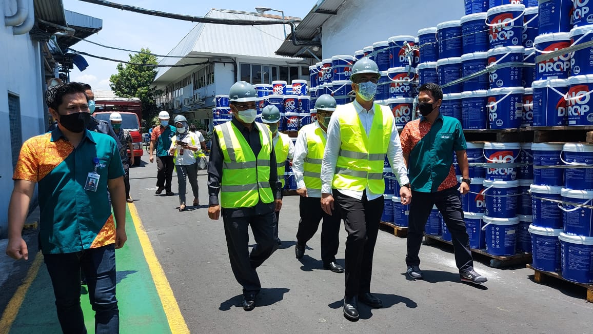 Pj Bupati Sidoarjo Sidak Penanganan Covid-19 di PT Avian dan Polygon