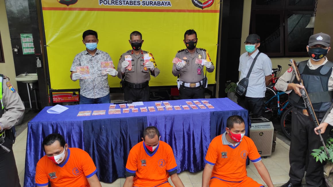 Terjaring Razia Prokes, Tiga Pengedar Upal Diringkus Polisi