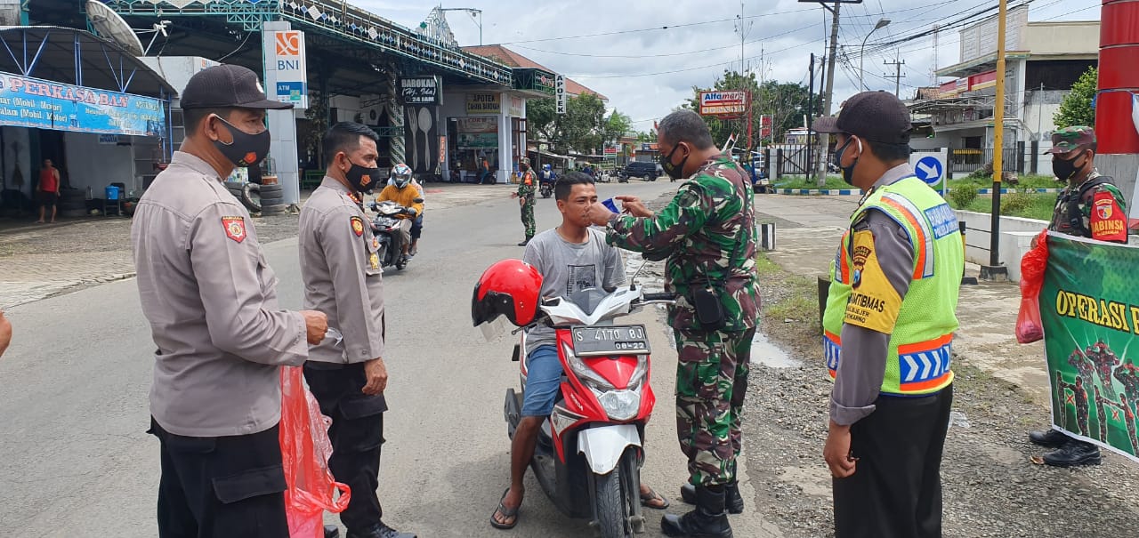52 Warga Terjaring Razia Prokes di Mojowarno Jombang