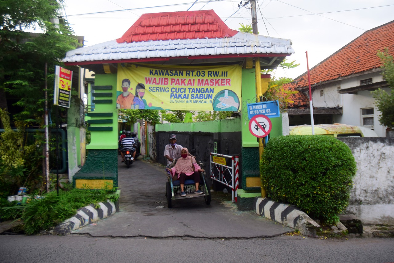 PPKM Mikro Berakhir, Khofifah: Efektif Turunkan Covid-19 di Jatim