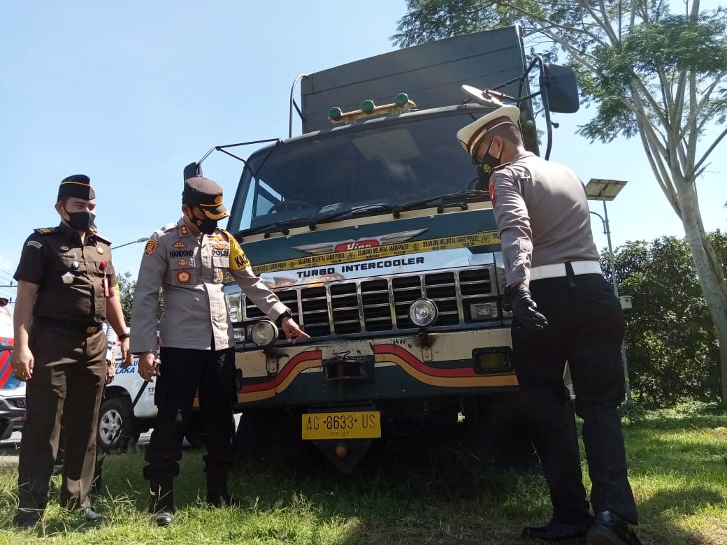 Polres Tulungagung Tegas Amankan Truk ODOL