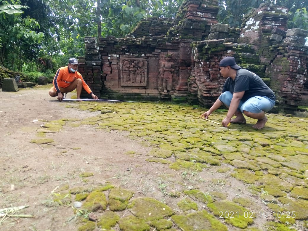 Hampir Roboh, Candi Tiga Kerajaan Mirigambar Tulungagung Dipugar