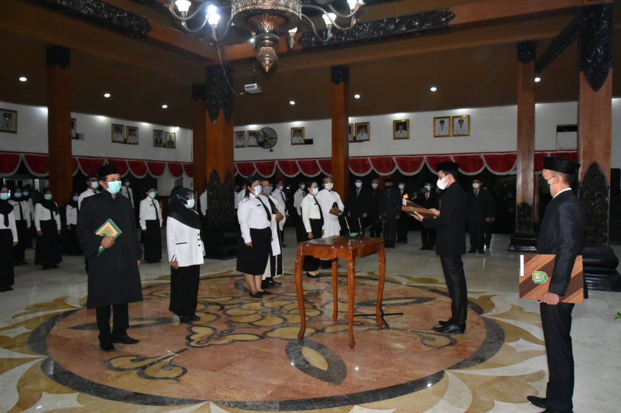 Wabup Syah Lantik 159 Pejabat Fungsional di Lingkup Pemkab Trenggalek