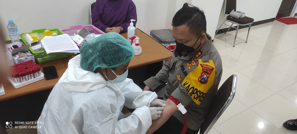 Kapolres Gresik bersama 314 Personel Ikuti Pemeriksaan Kesehatan