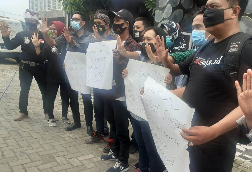 Aksi Solidaritas Lintas Media Jombang