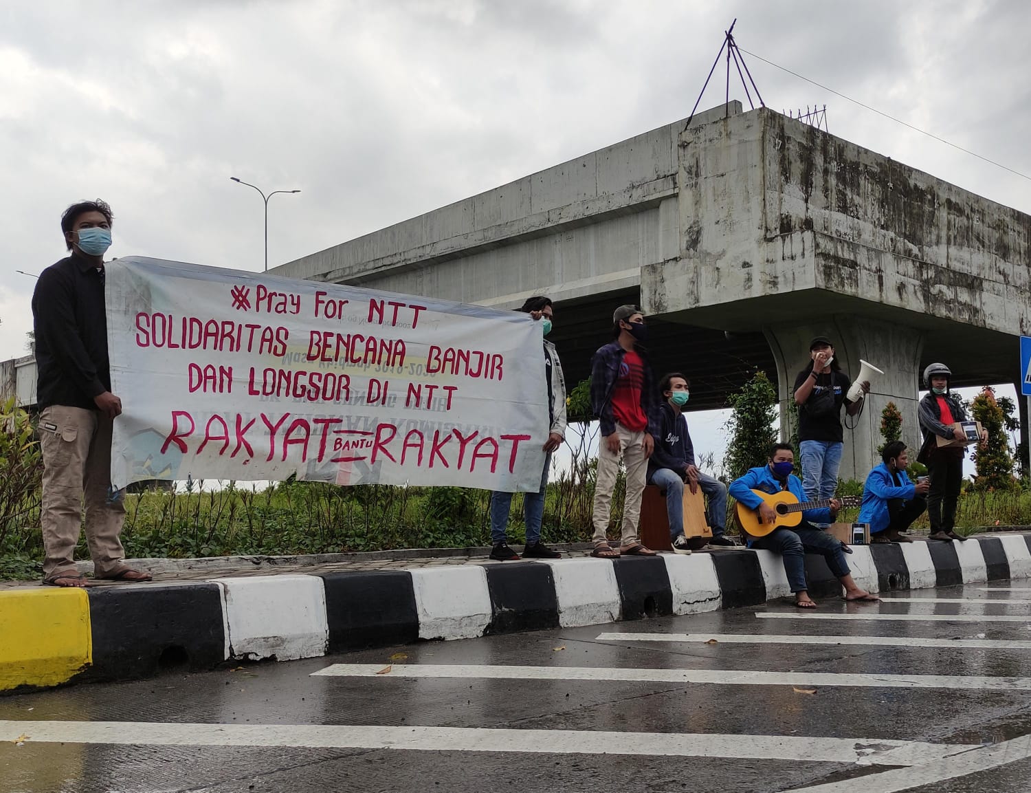 PMII Gresik Galang Dana untuk Banjir Bandang di NTT dan NTB