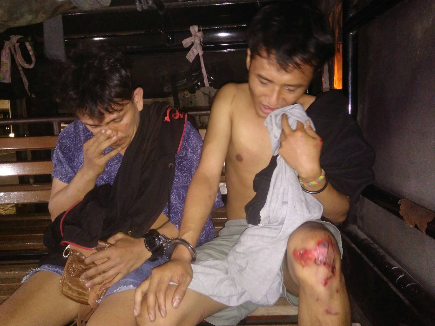 Kabur usai Menjambret, Dua Pemuda Ini Babak Belur setelah Tabrak Ojol
