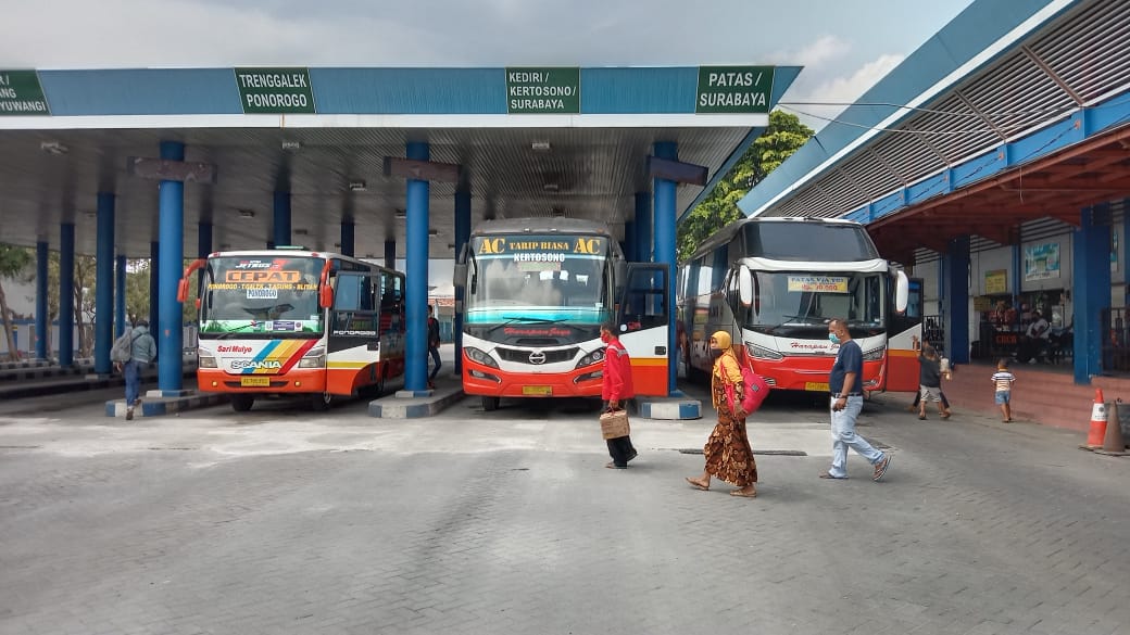 Larangan Mudik Berakhir, Terminal Gayatri Tulungagung Mulai Ramai