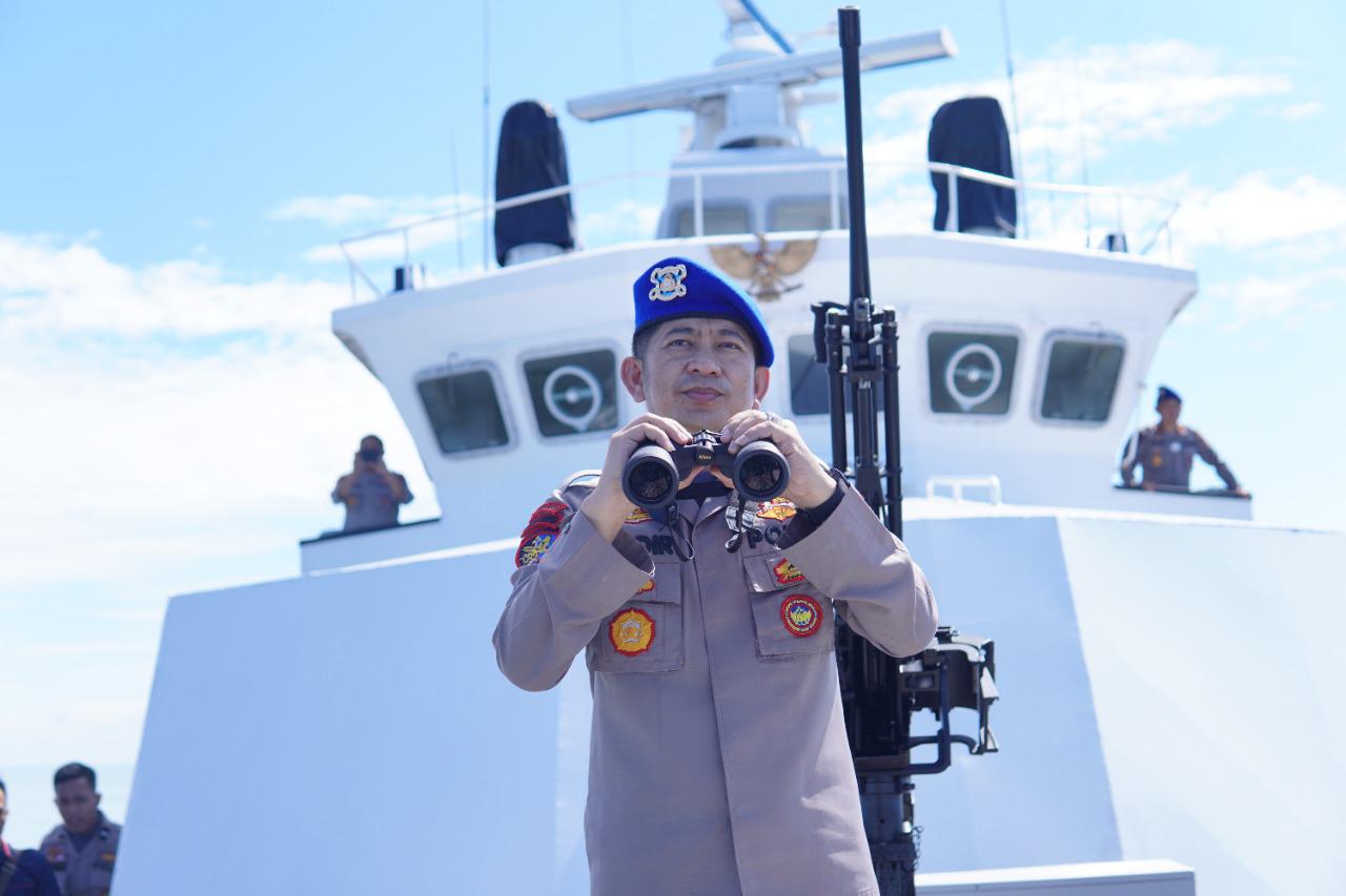 Nette Boy Pimpin Patroli di Laut Taboneo