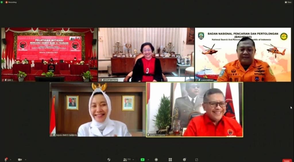 Hasto: Kita Heboh karena Peringatan Joe Biden, padahal Bu Mega sudah Ingatkan sejak 2015