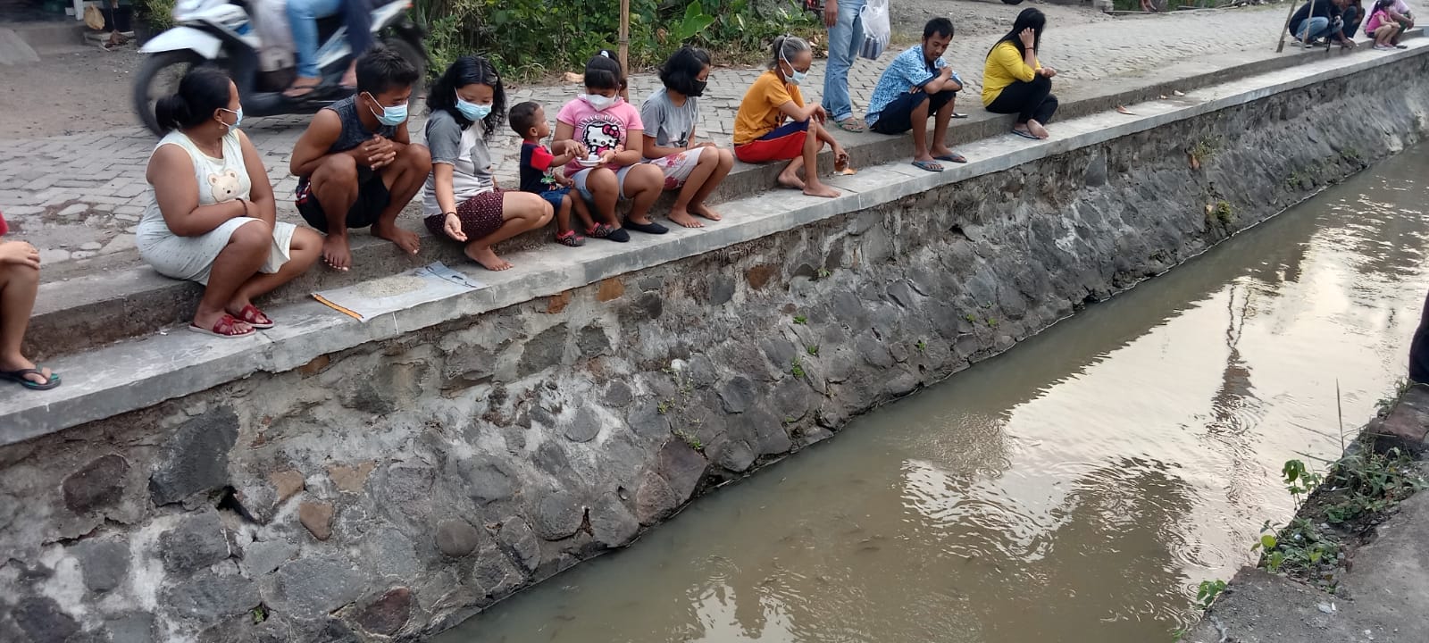 Warga Simo Sulap Sungai sepanjang 500 M menjadi Kolam Ikan, Alasannya bikin Bangga