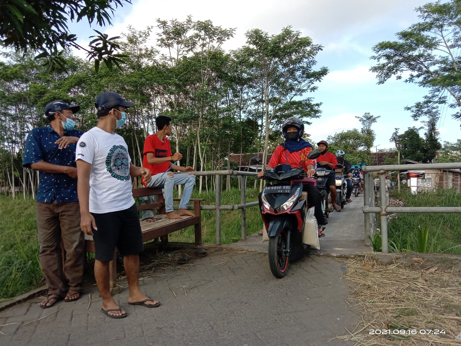 Perbaikan Jembatan Karangrejo, Warga di Sekitar Jembatan Alternatif Dulang Untung