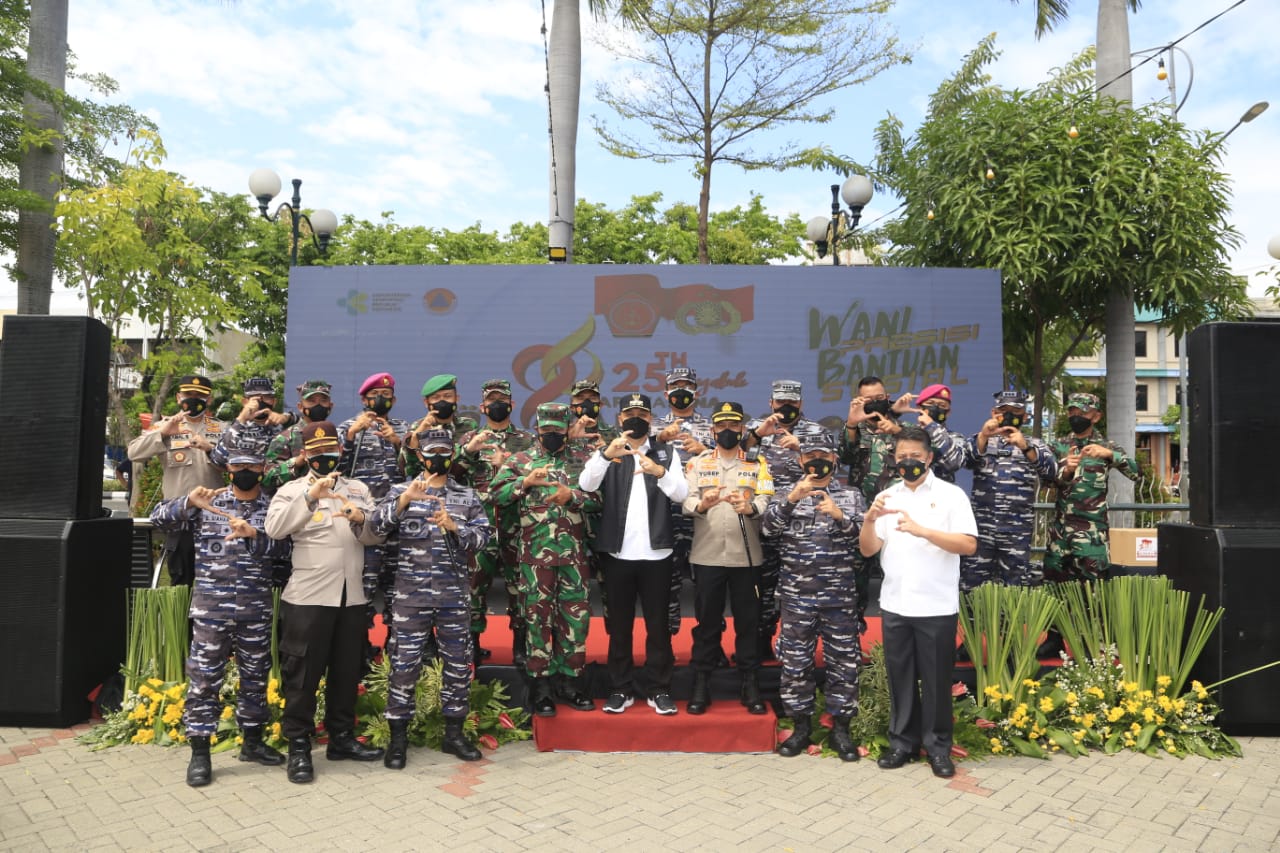Peringati HUT ke-26, Alumni Akabri Bharatasena 96 Bagikan Ribuan Paket Sembako