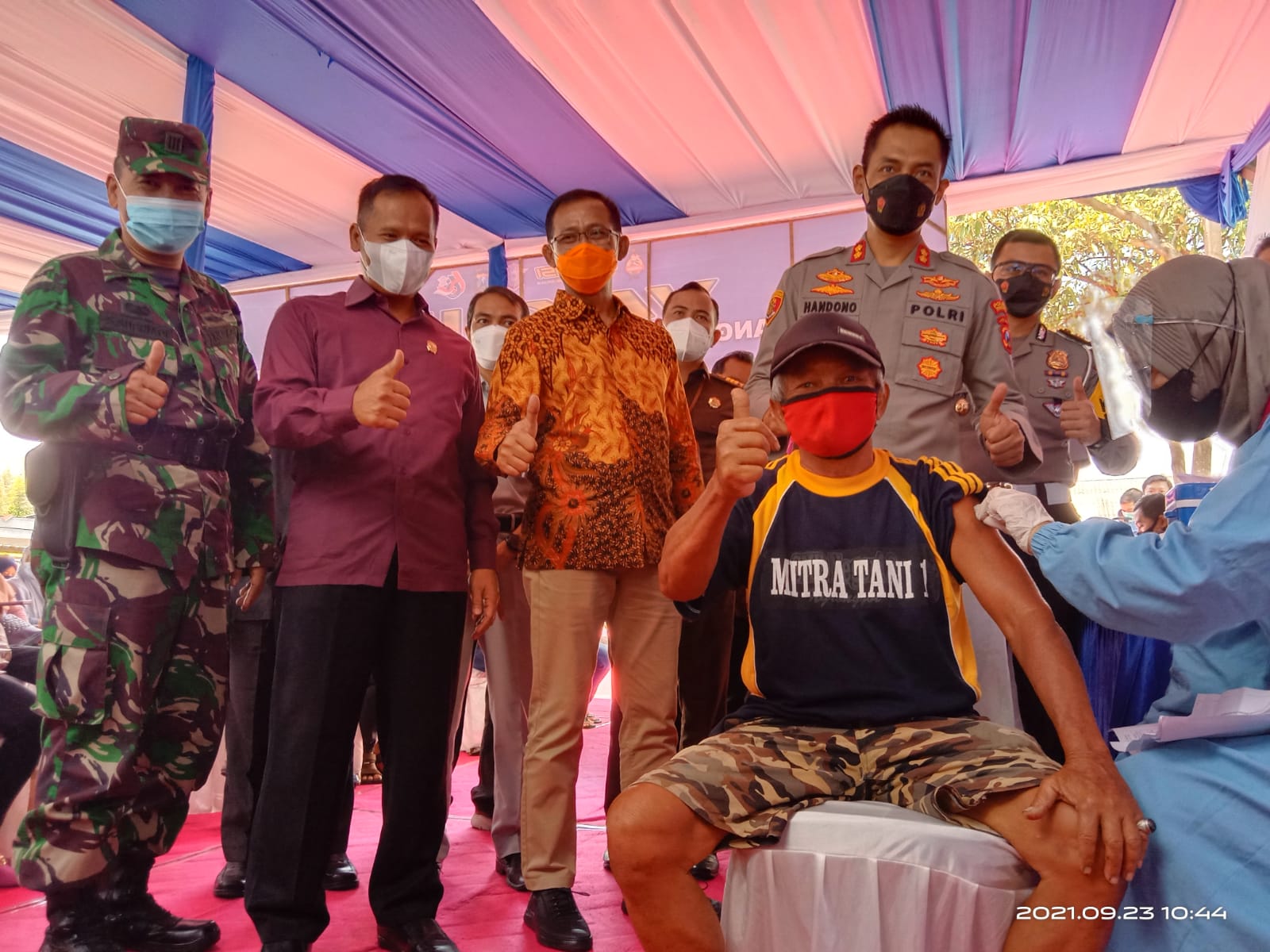 Perjuangan Pemkab Tulungagung Naik ke PPKM Level 2 Terganjal Vaksinasi untuk Lansia