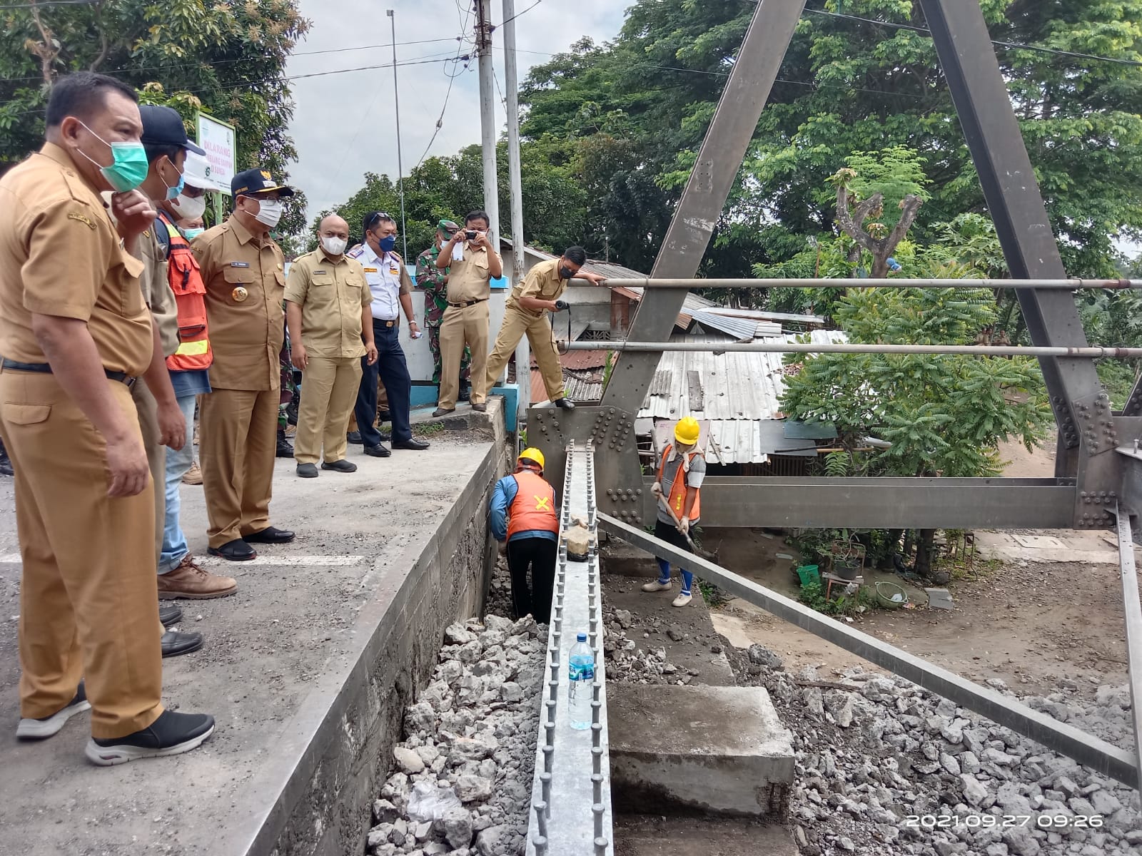 Sidak Perbaikan Jembatan Karangrejo Tulungagung, Begini Permintaan Khusus Bupati Maryoto