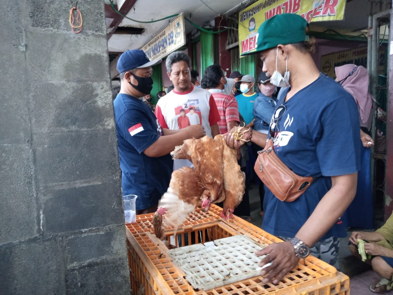 Ikut Vaksinasi Covid-19 di Tulungagung Berhadiah Ayam