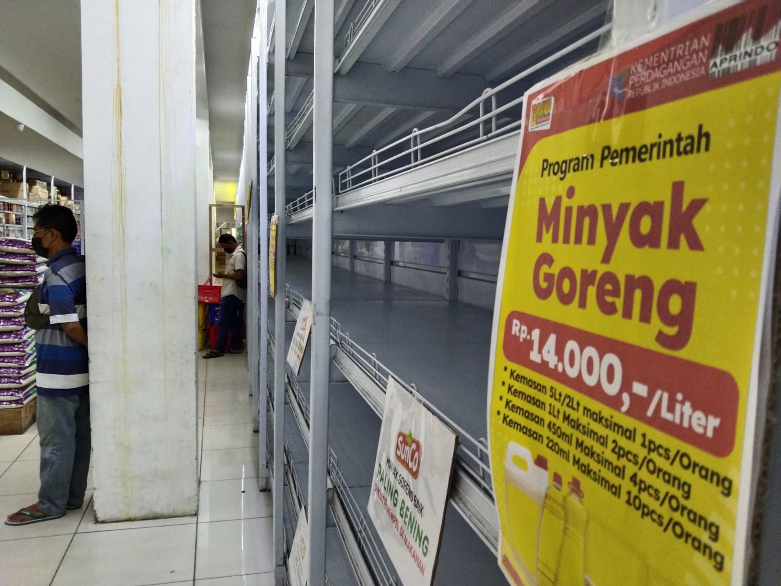 Minyak Goreng Langka Di Tulungagung, Warga Curiga Ada Penimbunan