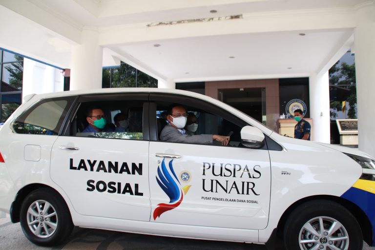 Mobil Layanan Sosial Unair, Lengkap dengan Alat Tes Covid-19