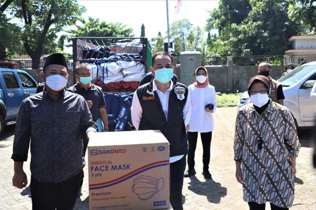 Dapat Bantuan dari Mensos Risma, Wali Kota Eri: Ini Penyemangat Baru