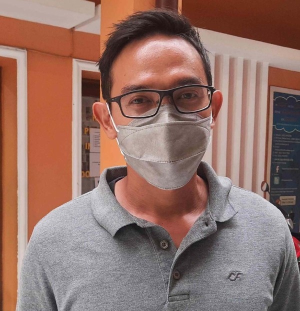 Kabag Humas Dan Tujuh Karyawan Pemkot Surabaya Positif Covid-19