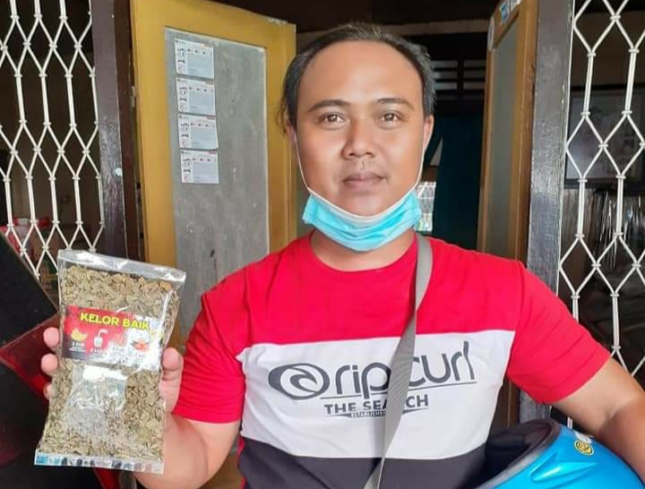 Viral Video "Kerjo Mangan Masker", Ini Sosok yang Bikin Heboh