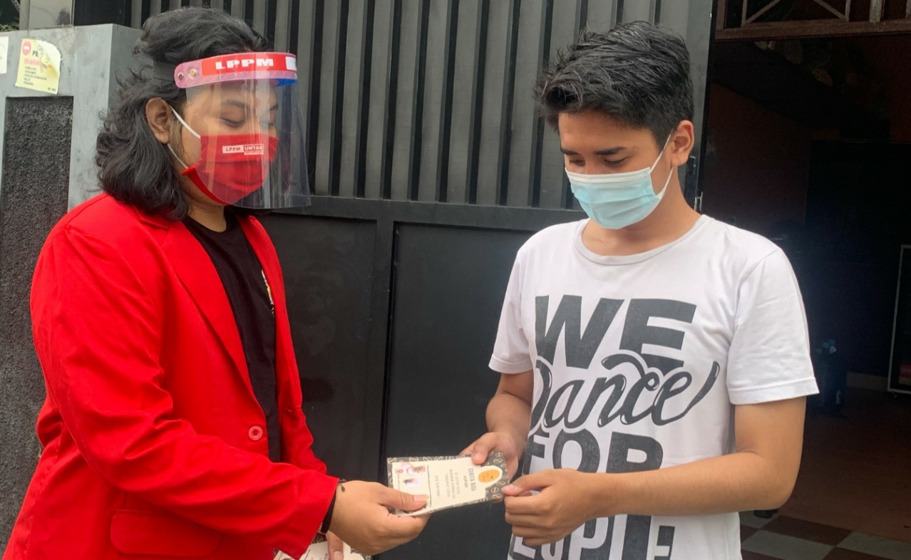 Pulihkan Ekonomi, Mahasiswa Bantu Promosikan Usaha Warga