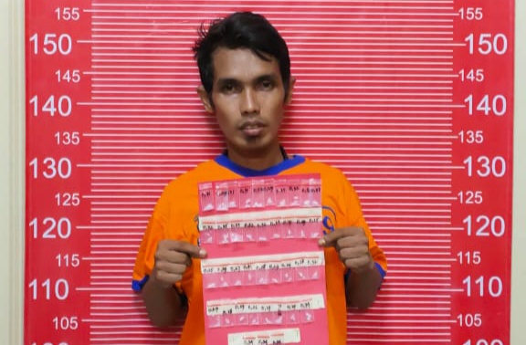 Bantu Paman Jual Sabu, Pemuda Surabaya Diringkus Saat Tunggu Pembeli
