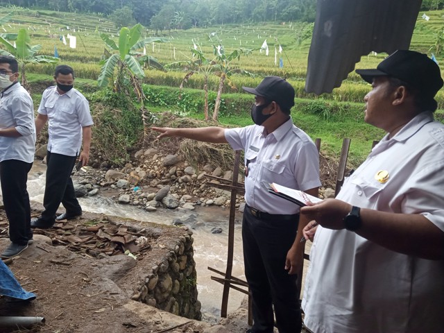 Banjir Bandang di Jombang Rusak Rumah Warga dan Taman Wisata