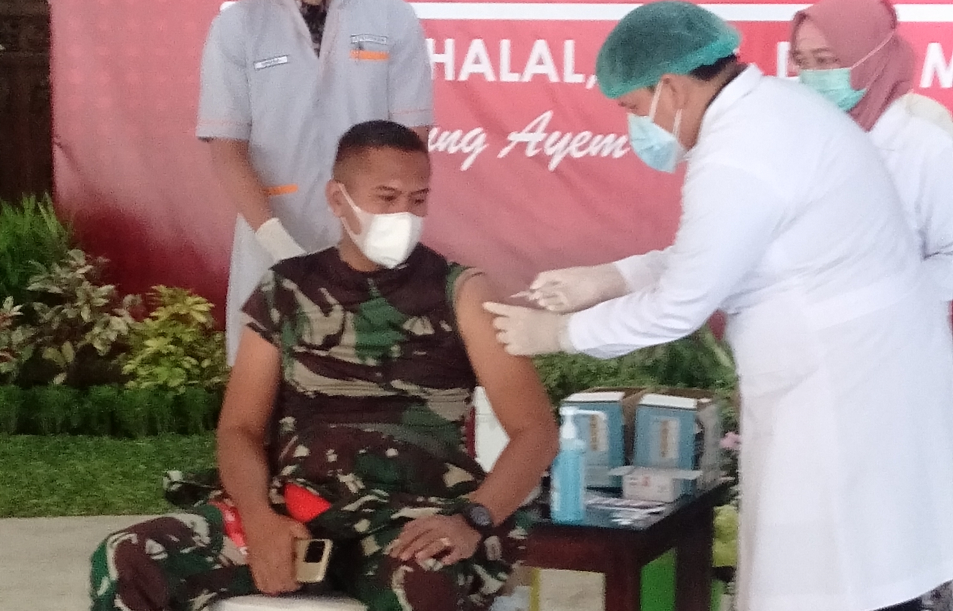 Akhirnya, 13 Tokoh Masyarakat Tulungagung Jalani Vaksinasi Covid-19