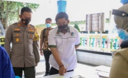 Cegah Narkoba, Ratusan Anggota Polres Jombang Dites Urine Mendadak