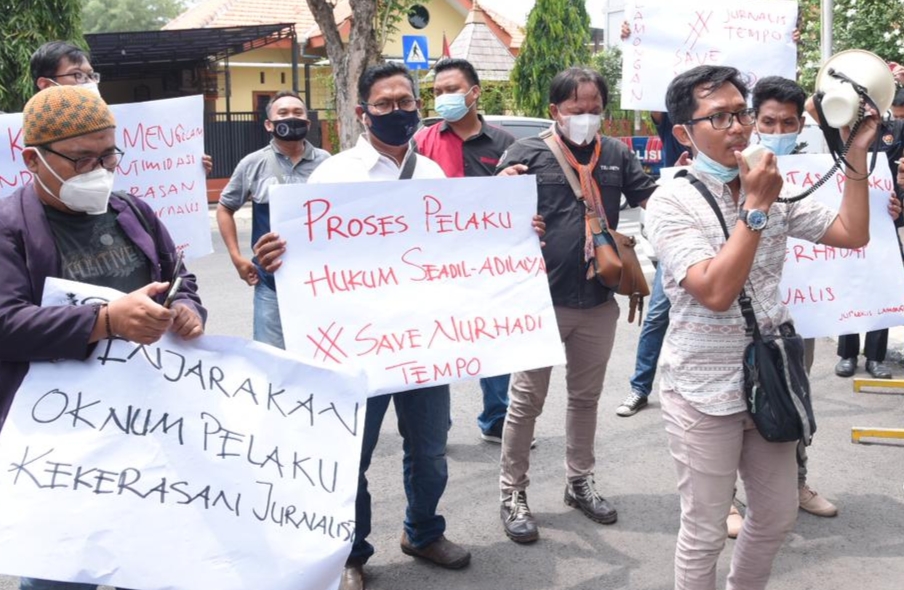 Polisi Dituntut Tindak Pelaku Kekerasan terhadap Wartawan Tempo