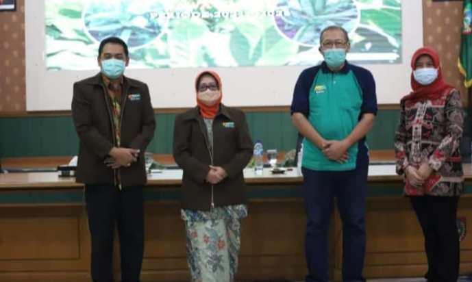 Bupati Mundjidah: Sejahterakan Petani Tembakau