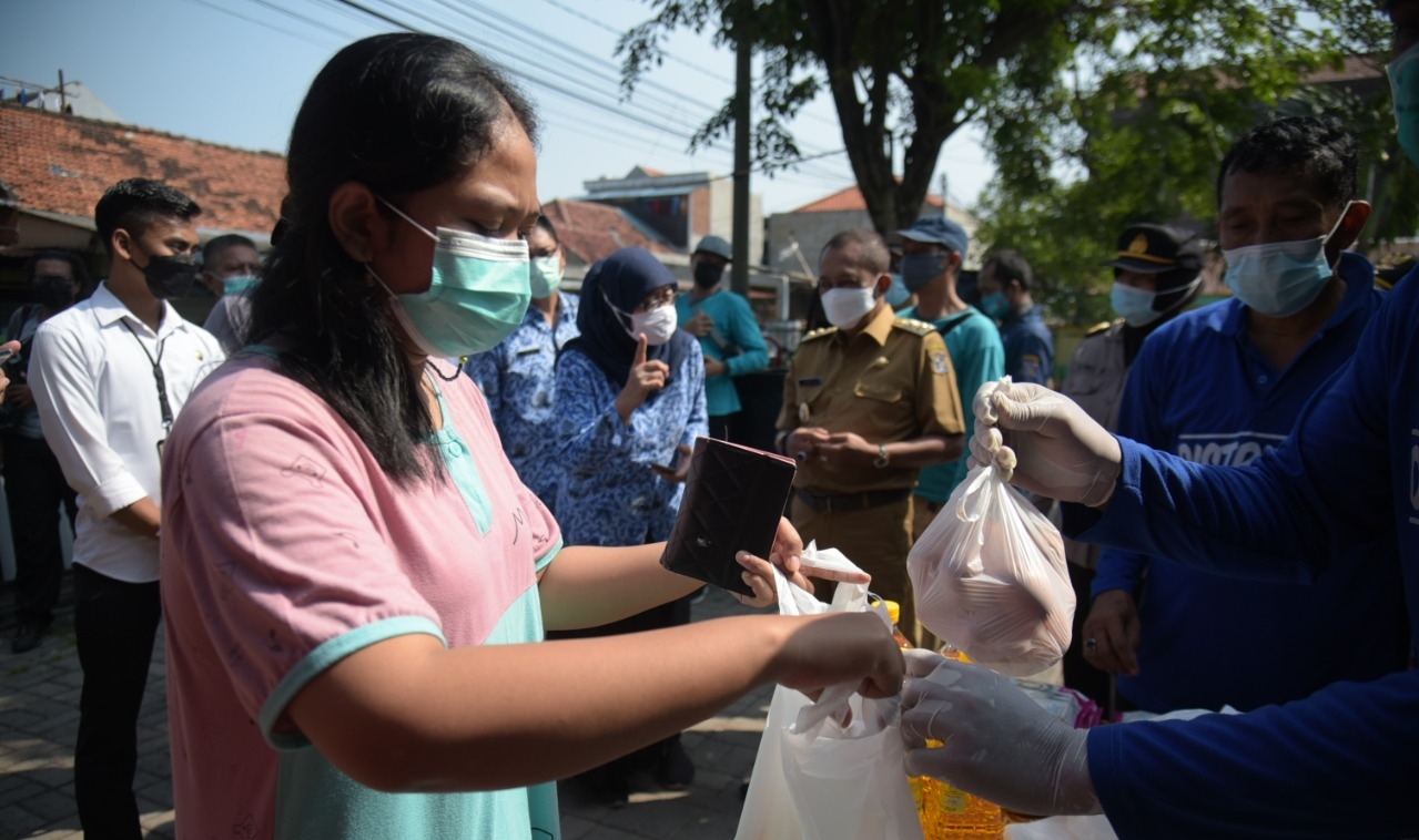 Operasi Pasar Sasar 31 Kecamatan Surabaya, Segini Harga Sembako Dijual