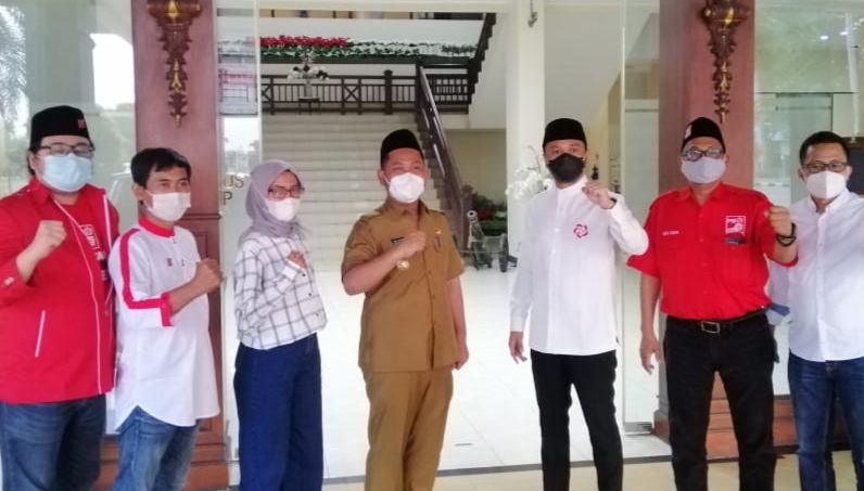 Giring PSI Manfaatkan Ramadan untuk Safari Politik