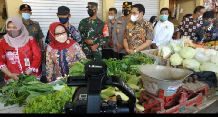 Jelang Lebaran, Harga Minyak Goreng Curah di Jombang Naik