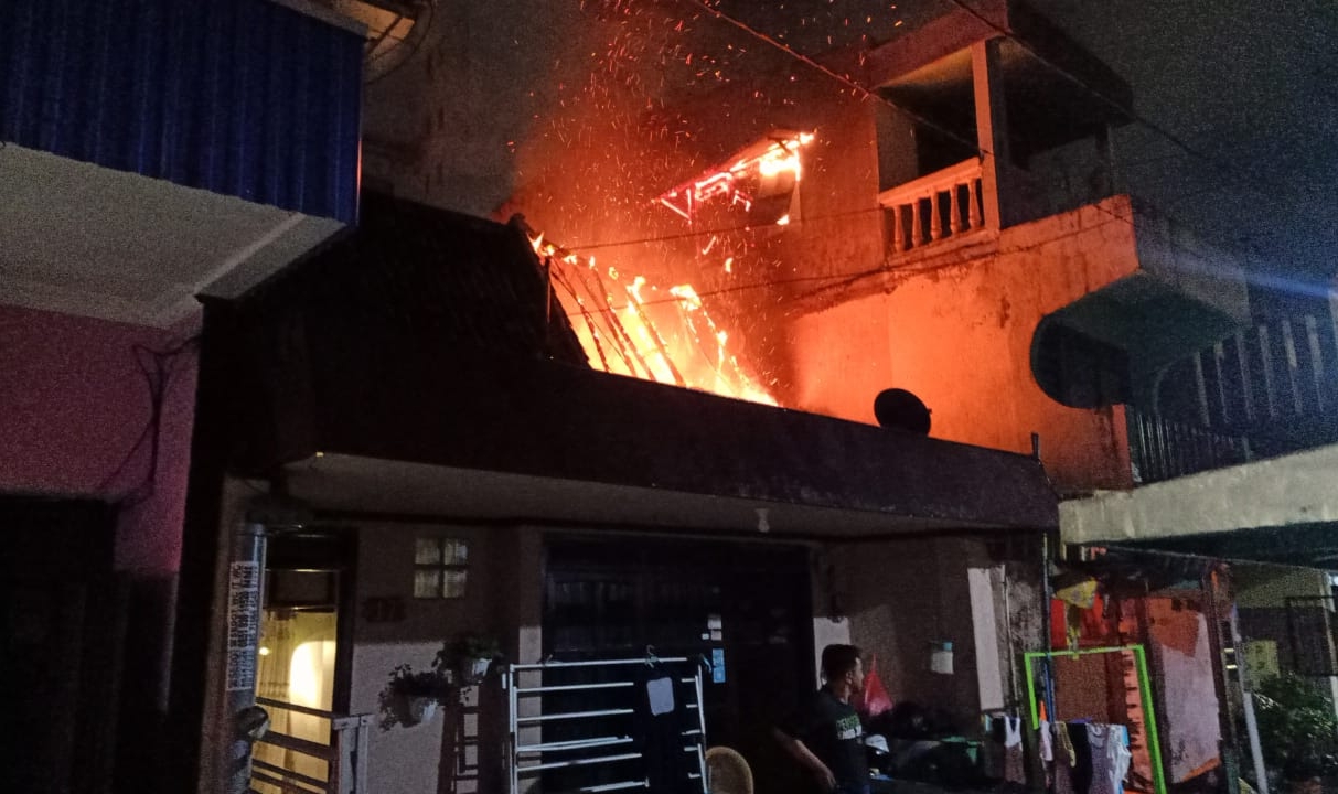 3 Rumah di Blauran Surabaya Terbakar, Pemilik Alami Gangguan Jiwa