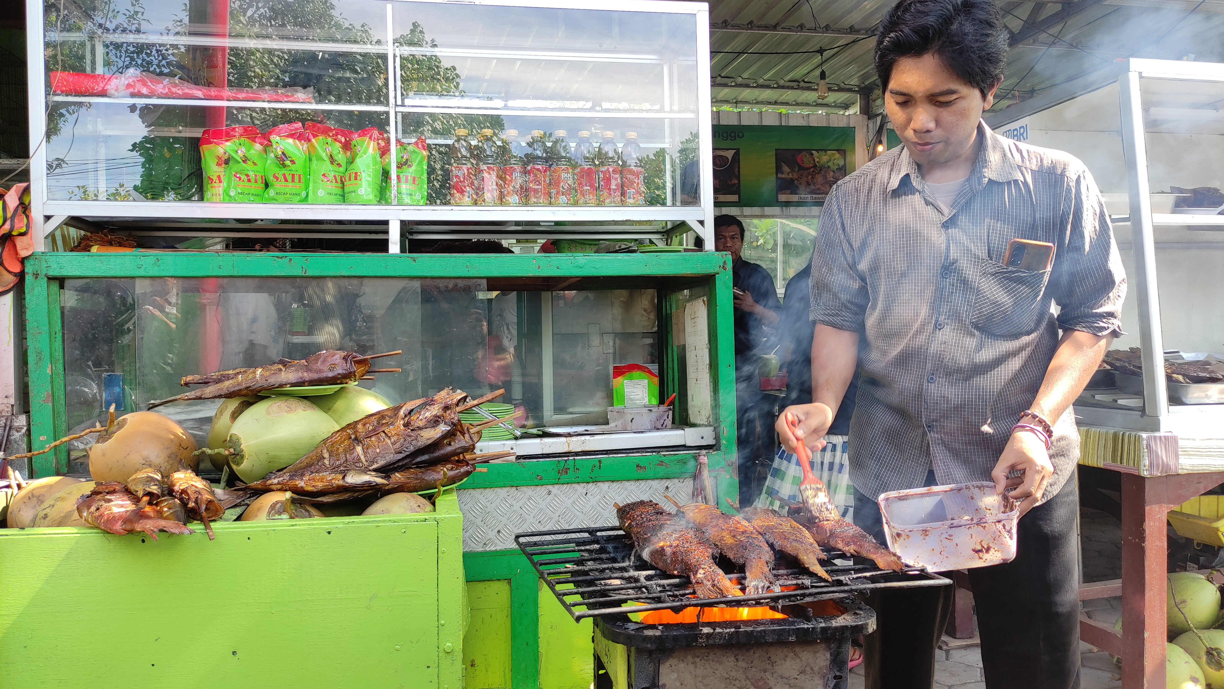 Dikelola Bumdes, Ikan Asap Dringu Probolinggo Berpotensi Besar Tingkatkan Geliat Ekonomi