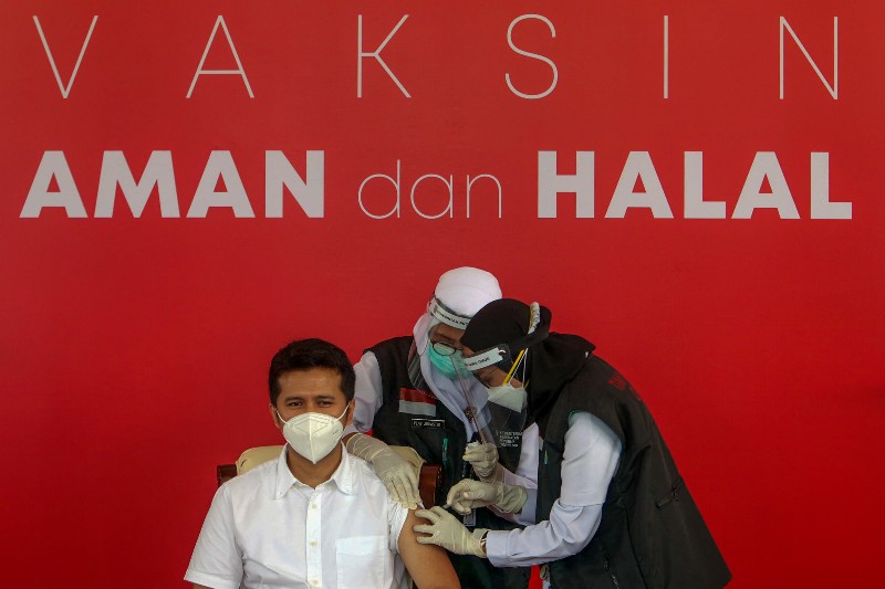 FOTO: Gelombang Pertama Vaksinasi di Jawa Timur